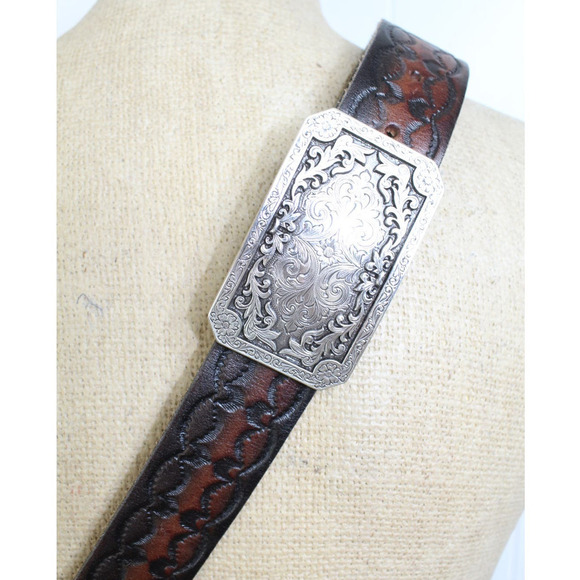 Unbranded Brown Tooled 100% Leather Belt w/ Silver Engraved Belt Buckle Size 40 - Picture 2 of 6